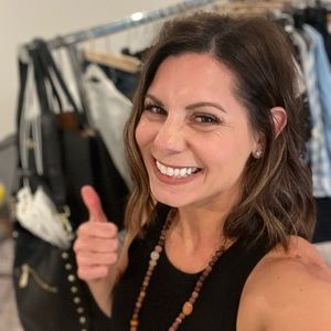 ❤️I AM LIVE❤️ Like this post to be notified when I go Live!